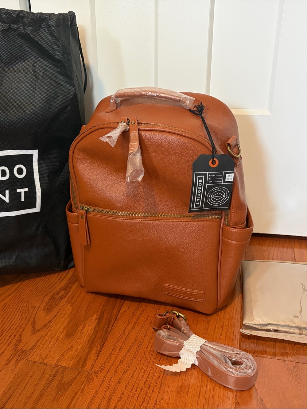 Bodomint Joni 2.0 Camel Convertible Backpack Diaper Bag NWT - Picture 5 of 8